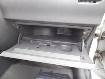 фото thumb №6, Бардачок правый пассажира с панели opel corsa c 3d 03-