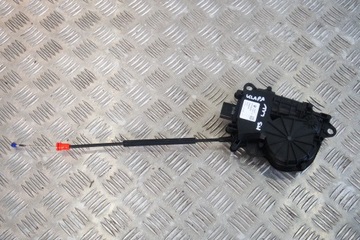 фото thumb №1, Моторчик крышки maserati levante 670035621