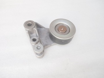 фото thumb №1, Nissan cabstar maxity nt400 ролик натягувача кронштейн