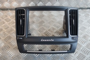 фото thumb №1, Решётка центральная maserati levante 670074922