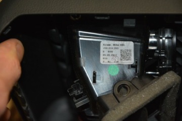 Решітка обдув середня задні vw touareg 3 760864299 Зі Шроту, фото thumb