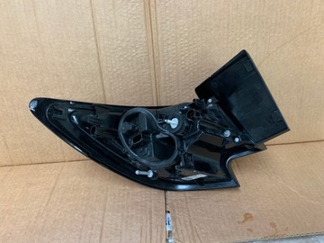 фото thumb №2, Opel astra k v 5hb задня права лампа