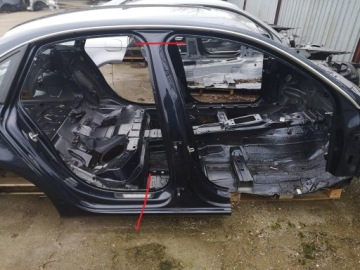 фото thumb №1, Audi a4 b8 правий поріг блок двигуна чверть обшивка 08-