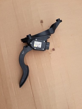 фото thumb №1, Педаль газу 2,2 hyundai santa fe ii bit0197a2b100