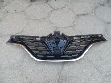 фото thumb №1, Решётка радиатора решётка радиатора renault captur lift 2017-