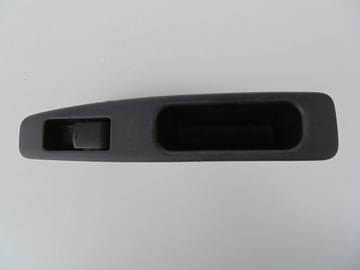 фото thumb №1, Qashqai i j10 переключатель окон левый задняя 06-13