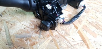 фото thumb №6, Перемикачі керма lexus is250