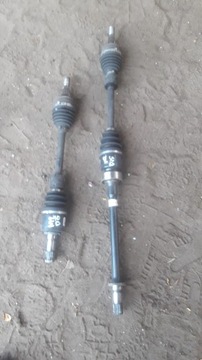 фото thumb №1, Mazda 2 дизель 1.5 приводной вал левая 2014