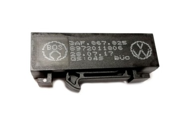 фото thumb №1, Блокування ролети багажника skoda fabia octavia 2 ii 3af867825