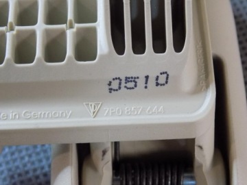 фото thumb №3, Vw touareg 7p ручка потолочный 7p6857644