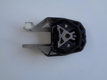 фото thumb №1, Ford focus iii mk3 кронштейн подушка коробки передач !!