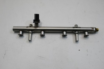 фото thumb №1, Mbm vw passat b8 молдинг упорскування 06k133317g