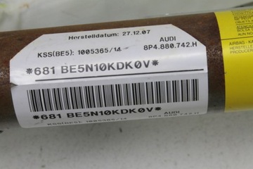 фото thumb №6, Шторка права audi a3 8p