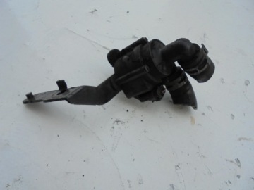 фото thumb №1, Помпа жидкость skoda superb 2 1.6 tdi