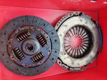 фото thumb №1, Cabstar maxity 3.0 2010 r. сцепление