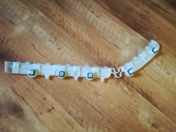 фото thumb №1, Напрямна бампера mitsubishi outlander 2012-