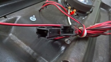 фото thumb №5, Magnat selection 216 + полка do peugeot 406 kombi