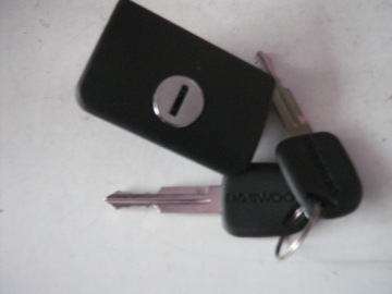 фото thumb №1, Замок бардачка daewoo nubira-2