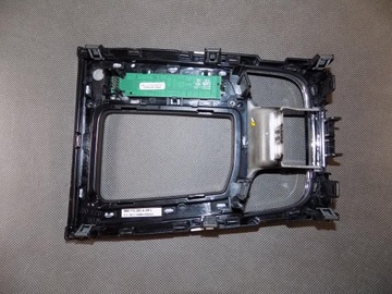 фото thumb №9, Skoda karoq бардачок рамка dekor передач панель