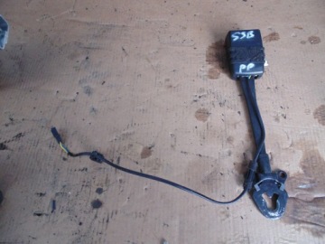 фото thumb №1, Клипса поперечина сиденье правая skoda superb ii