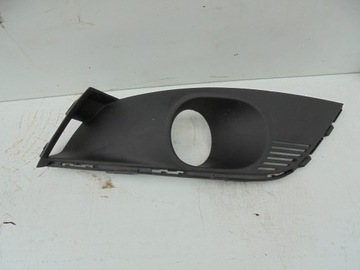 фото thumb №1, Решётка бампера правая renault megane iv 261a28562r