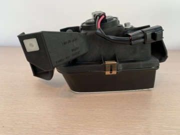 фото thumb №5, Toyota oem номер 81220-33030