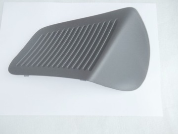 фото thumb №1, Toyota yaris 2009r заглушка багажника