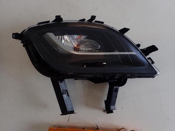 фото thumb №1, Протитуманна фара правий opel astra j iv 09-