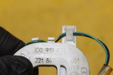 фото thumb №6, Датчик уровня топлива vw phaeton 4.2b 3d0919673f