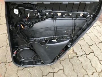 фото thumb №3, Audi q3 боковина оббивка лівий зад led eu 0067