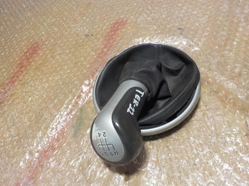 фото thumb №9, Roomster 1.9tdi ручка чехол коробки передач 5j0711113a