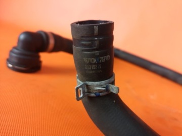 фото thumb №4, Volvo v40 d2 1.6 пабтрубок  шланг воды 31319311
