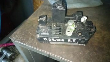 фото thumb №1, Opel meriva corsa c - замок двері правий зад