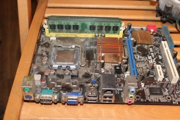 Материнская плата ASUS P5KPL-AM