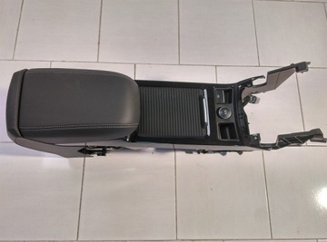 фото thumb №1, Ford kuga підлокітник шкіра 2018 rok