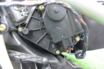 фото thumb №14, Обігрівач комплектна quattroporte vi ghibli eu бензин 3.0 usa