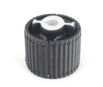 фото thumb №1, Bmw оригінальний номер 33316792873 втулка балка задній