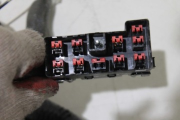 фото thumb №3, Ford transit connect mk2 14r- электропроводка салона