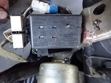 фото thumb №12, Консоль панель suzuki ignis 00-03