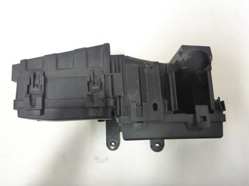 фото thumb №2, Корпус коробка предохранителей renault kadjar 15-