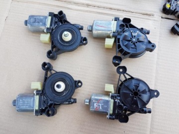 фото thumb №1, Audi a3 8v 5d 1.4 tfsi двигатель дверь