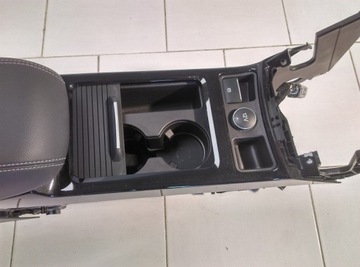 фото thumb №5, Ford kuga підлокітник шкіра 2018 rok