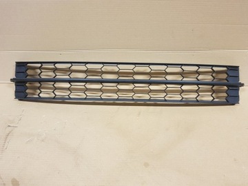 фото thumb №1, Skoda rapid 5ja решётка средняя бампера