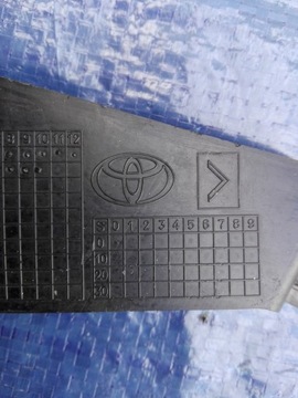 фото thumb №7, Toyota aygo lift 09- решётка средняя w бампер