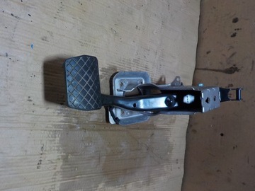 фото thumb №4, Педаль тормоза vw passat b6 2.0 tdi 140km