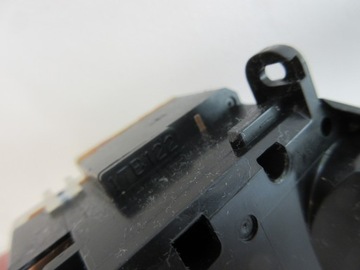 фото thumb №7, Выключатель дворник mazda оригинальный номер 17b122