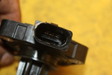 Датчик масла vw polo iv 1.2 tsi 03c907660m Оригинал, фото thumb