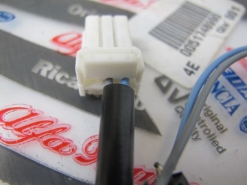 фото thumb №5, Реле датчик замка двері задня fiat doblo новий