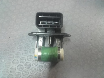 фото thumb №1, Kia rio v 17- 1,2 1,4 резистор резистор вентилятор