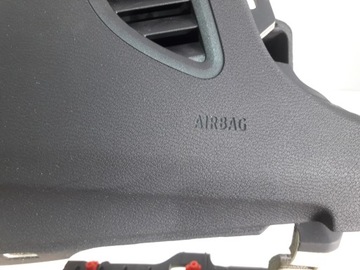 фото thumb №5, Bmw x1 f48 панель консоль подушка безопасности подушки ремни